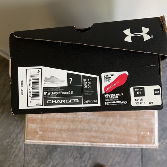 Under Armour women sneaker - Picture 4 of 5